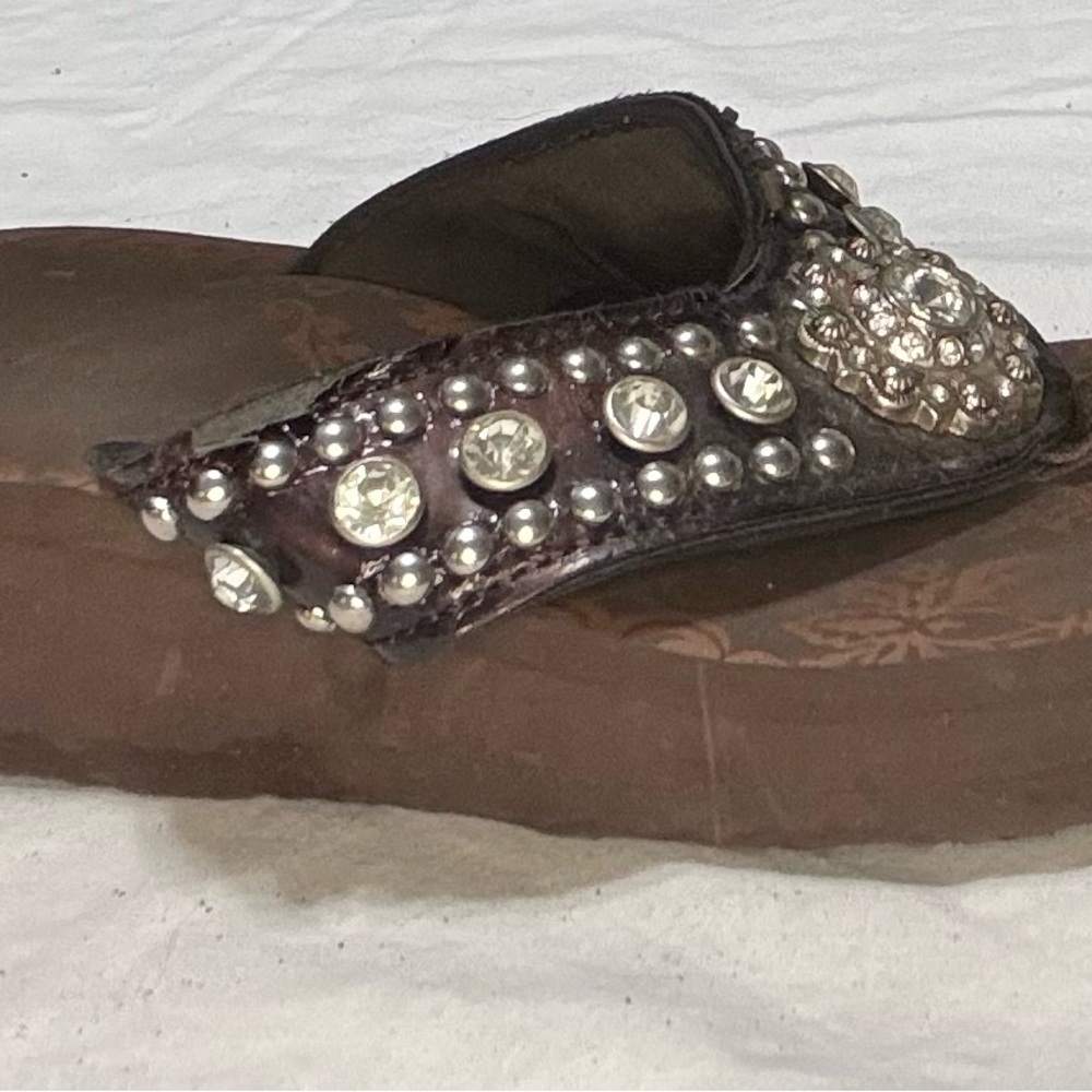 Embellished Brown Sandals - Picture 3 of 9